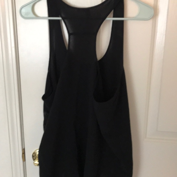 Flowy Tank - Picture 4 of 4